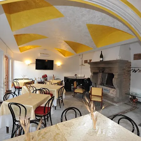 Donato Hotel