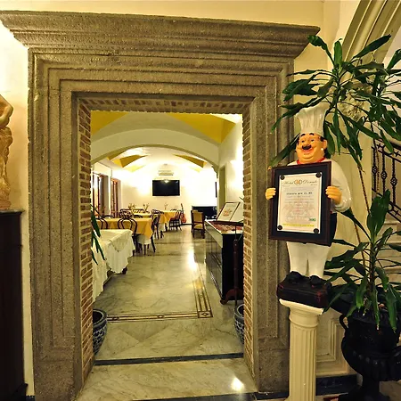 Donato Otel